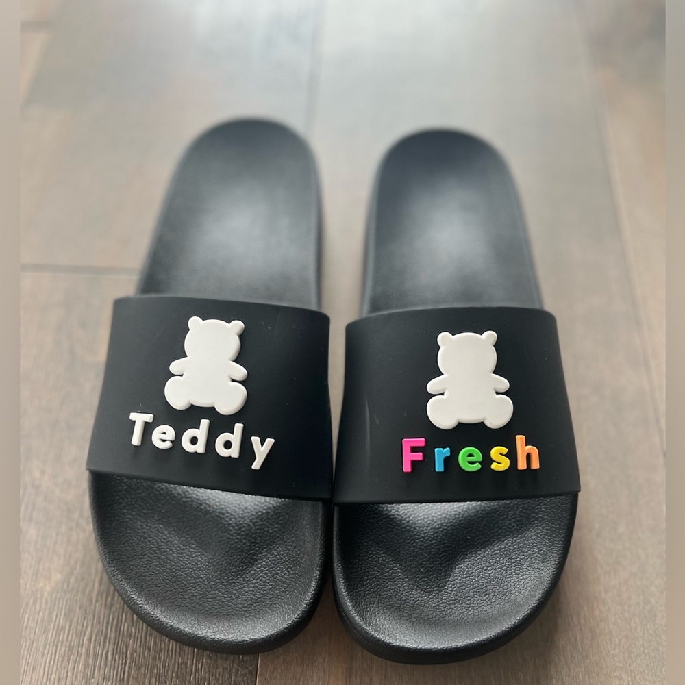 Teddy Fresh Slides